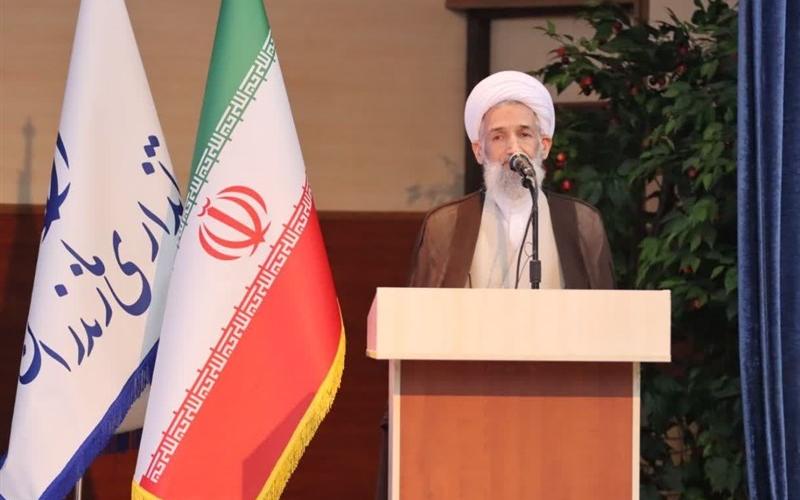 از مسئولان نظام می‌خواهیم موضوع فضای مجازی و اینترنت ملی را با جدیت پیگیری کنند