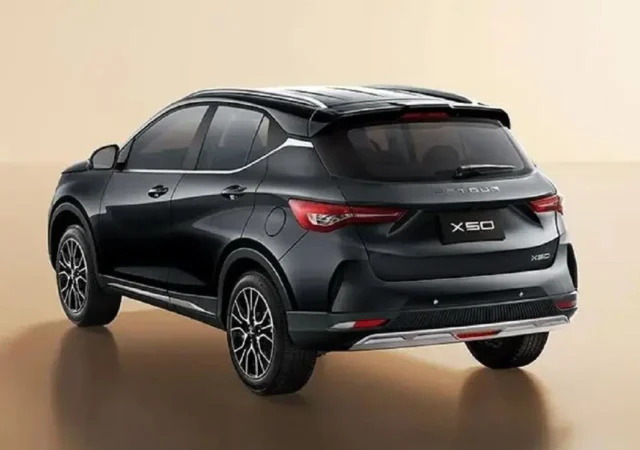 ثبت نام خودرو ویژه روز پدر آغاز شد؛ اقساطی صاحب شاسی‌بلند چینی با پیشرانه توربو و امکانات مدرن