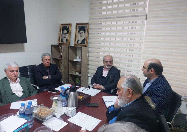 در هشتاد و دومین جلسه کمیسیون توسعه بازرگانی بنیاد امید ایرانیان به ریاست محمدصادق مشایخ چه گذشت؟