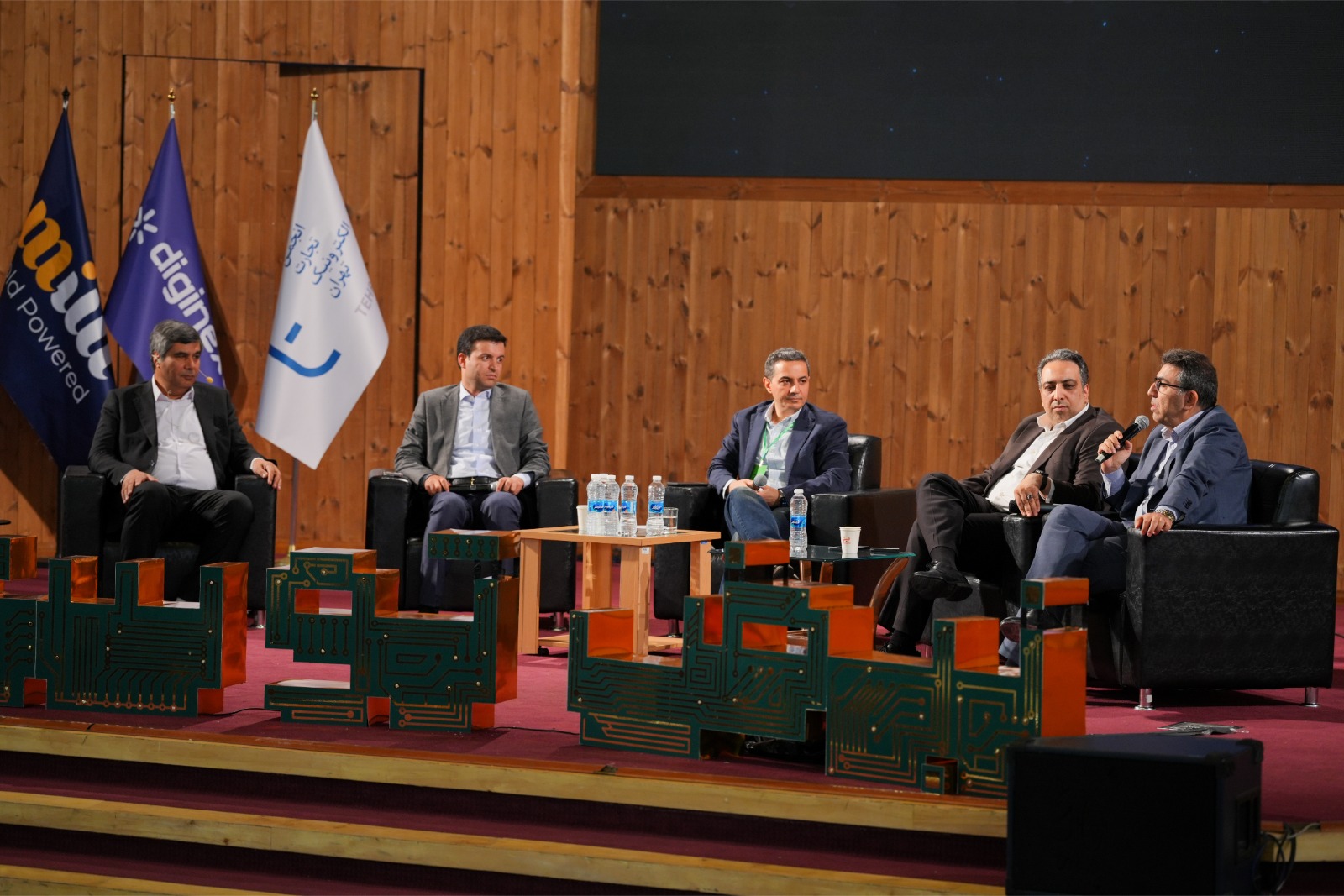 رویداد تامین مالی پلتفرم‌های آنلاین «نبض توسعه» برگزار شد /همگرایی دولت، سرمایه‌گذاران و کسب‌وکارها برای آینده اقتصاد دیجیتال ایران
