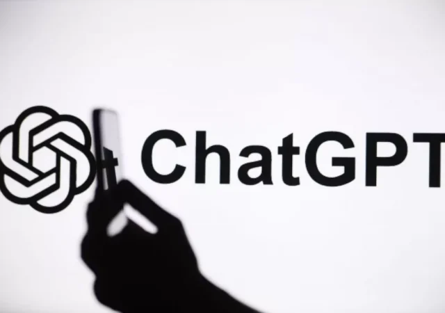 سرعت رشد کاربران ChatGPT در ماه‌های اخیر کاهش یافته است