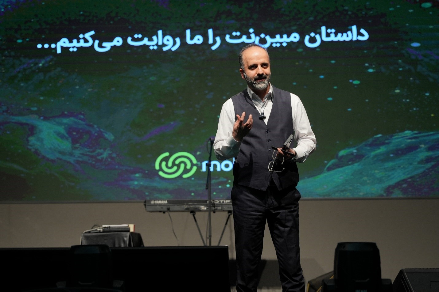 مبین‌نت ۱۶ سالگی خود را جشن گرفت