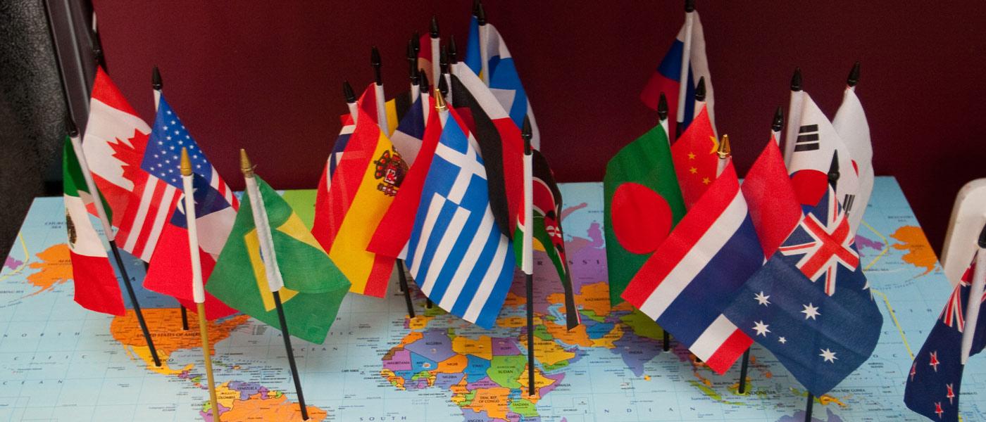 پرچم‌ها در مراسم‌های مذهبی چقدر تاثیرگذار هستند؟