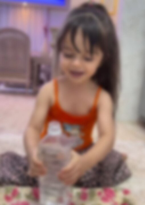 کودکی به تاراج‌رفته در ویترین مجازی!