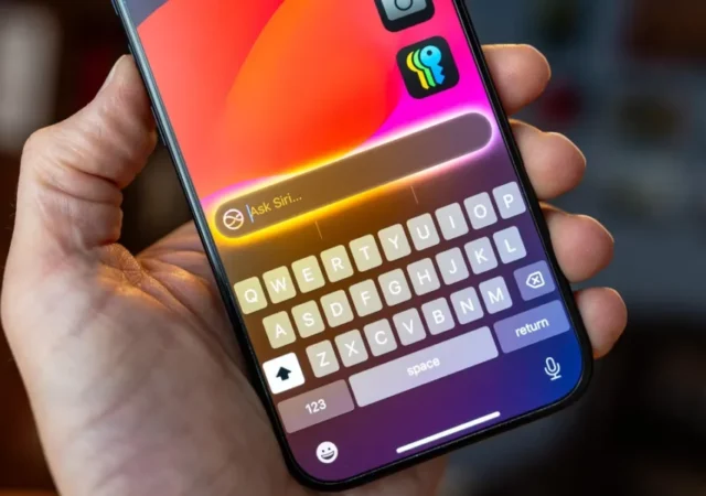 اپل با چت‌باتی شبیه ChatGPT قابلیت‌های نسخه جدید سیری را آزمایش می‌کند