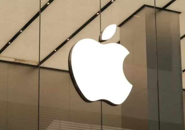 تیم کوک از افزودن ابزارهای هوش مصنوعی شخص ثالث به اپل اینتلیجنس خبر داد