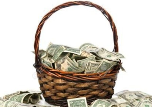 سهام بخریم یا صبر کنیم؟/ بهترین سبد دارایی برای یک ماه آینده