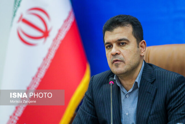 معاون علمی و فناوری رئیس جمهور: بروکراسی فرسایشی مانع پیشرفت هوش مصنوعی در اصفهان است