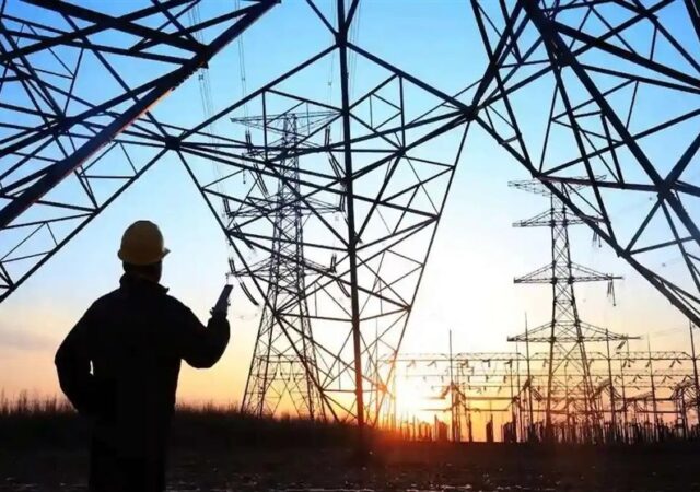 پذیرش برق 7 نیروگاه در بورس انرژی