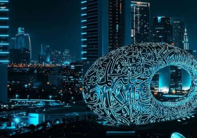 امارات نیمی از بدنه دولت را تا دو سال آینده به هوش مصنوعی واگذار می‌کند