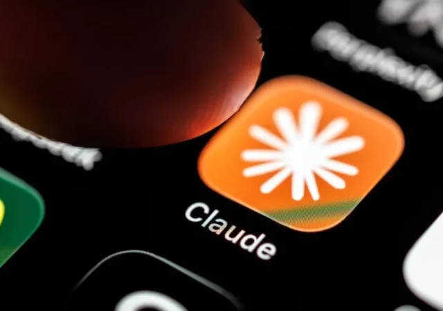 تصمیم بحث‌برانگیز آنتروپیک؛ احراز هویت اجباری برای دسترسی به برخی امکانات Claude