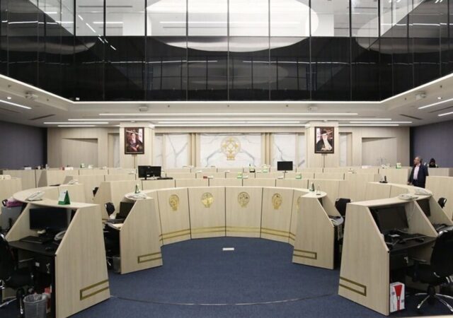 خسارت گسترده به صنایع در جنگ / از ظرفیت بورس برای بازسازی استفاده شود