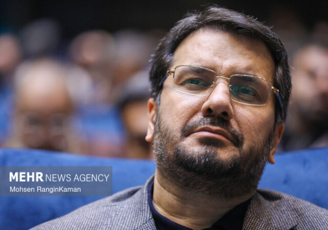 بذرپاش: کارت زرد هزینه‌های جام‌جهانی در آب‌های هرمز بالا رفته است