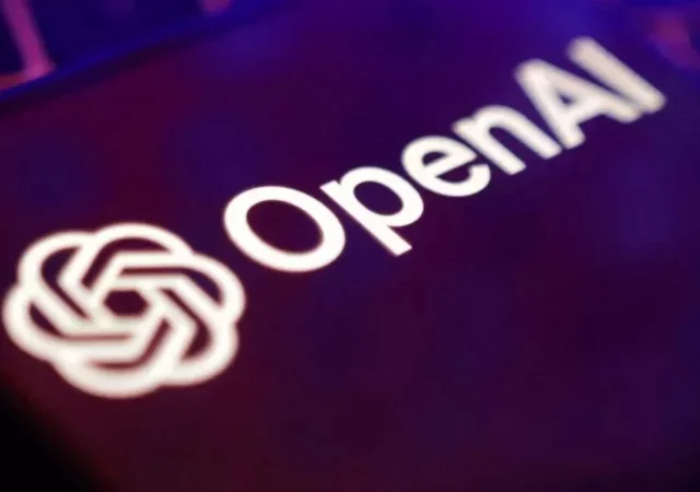 بلومبرگ: OpenAI احتمالاً به‌خاطر ادغام ناموفق ChatGPT و Apple Intelligence از اپل شکایت می‌کند