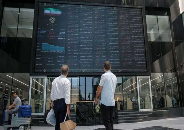 تصمیم جدید درباره بازگشایی بورس اعلام شد/ بازار سهام همچنان در بلاتکلیفی