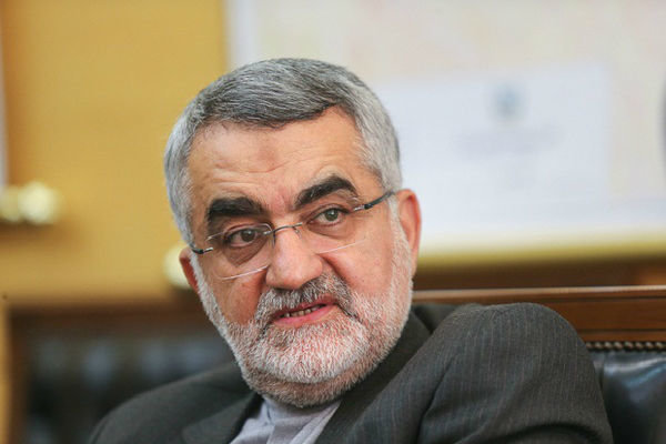 حق هسته‌ای ما به آمریکا ربطی ندارد؛ از حاکمیت بر تنگه هرمز نمی‌گذریم
