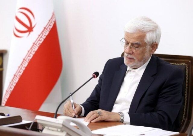 عارف: وظیفه ملی ما ادامه مسیر خدمت صادقانه برای سربلندی ایران است