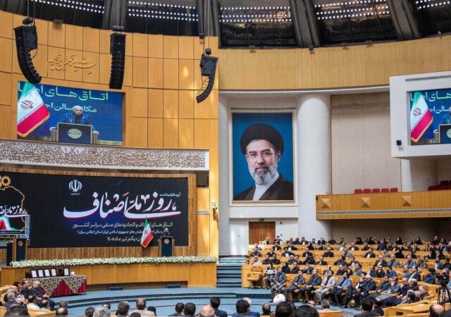 در جنگ کمبود کالا نداشتیم | کاهش قدرت خرید مردم، مهم‌ترین چالش پیش روی اصناف