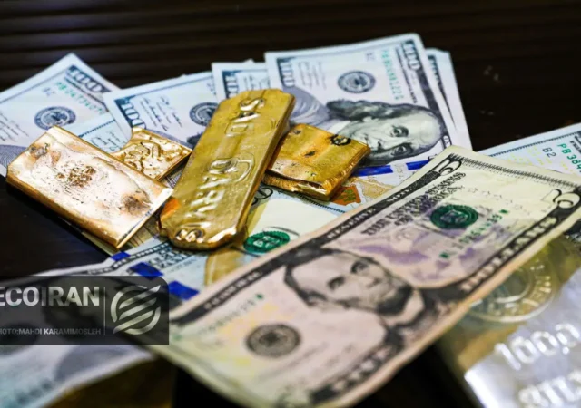 قیمت طلا و دلار امروز سه شنبه 9تیر/ دلار افزایشی شد، طلا کاهشی + جدول