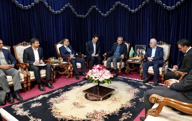 مومنی: هدف‌گذاری تجارت ۱۰ میلیارد دلاری ایران و پاکستان عملیاتی می‌شود