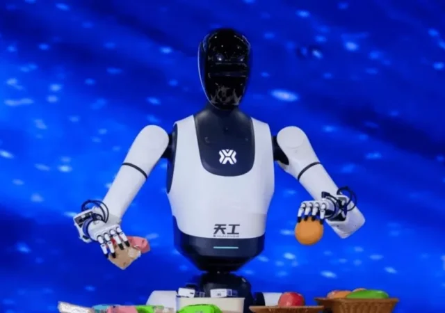 چین از RoboBrain 2.0 رونمایی کرد؛ قدرتمندترین مدل هوش مصنوعی متن‌باز جهان برای ربات‌ها