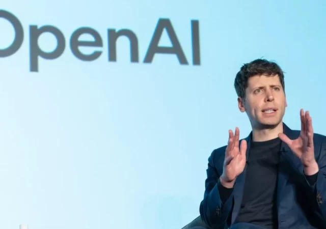 OpenAI دوباره انتشار مدل هوش مصنوعی متن‌باز خود را به تعویق انداخت
