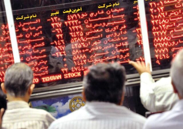 آغاز طوفانی بورس تهران سه‌شنبه ۱۶ تیر ۱۴۰۵ / شاخص کل در ۵ دقیقه ۹۷ هزار واحد رشد کرد